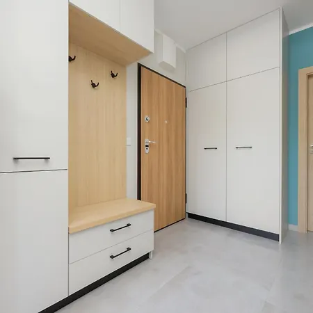 Parking & Biurko 2 Sypialnie By Renters Apartment *