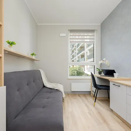 Parking & Biurko 2 Sypialnie By Renters *