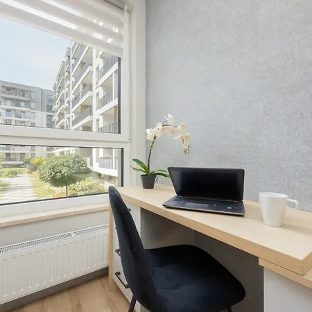 Parking & Biurko 2 Sypialnie By Renters *